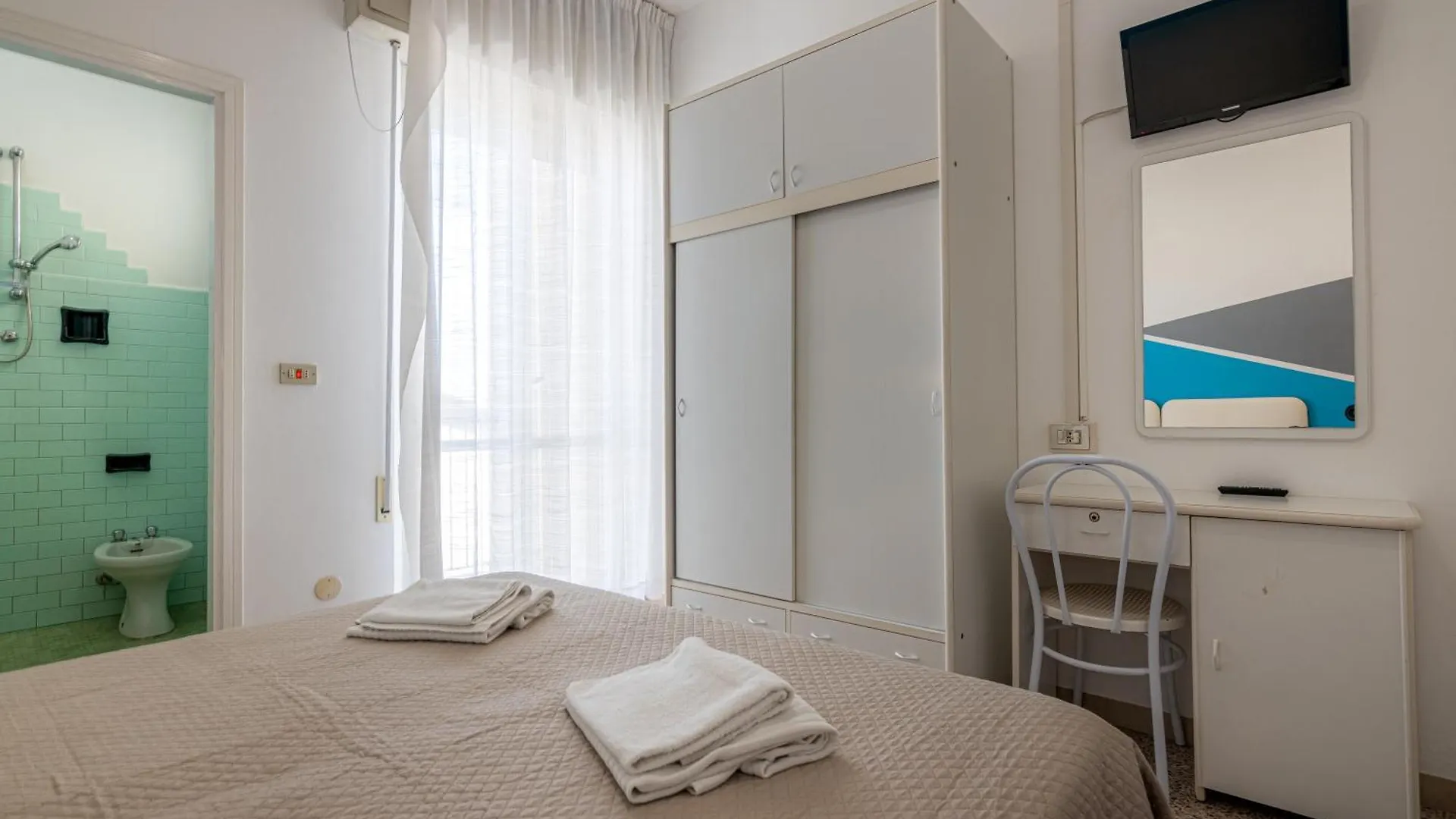 Hotel Serafini 2*, Rimini