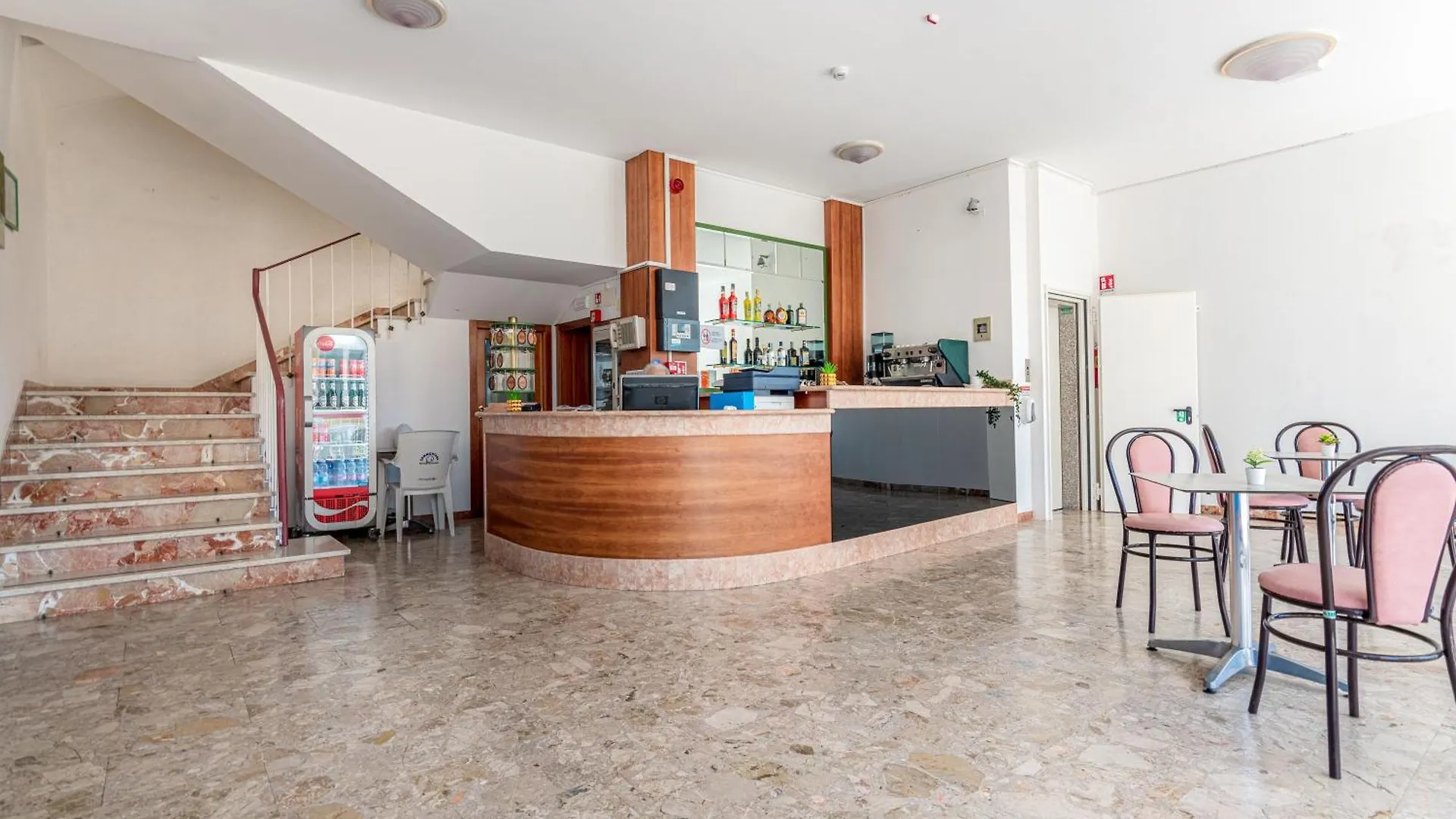 Hotel Serafini